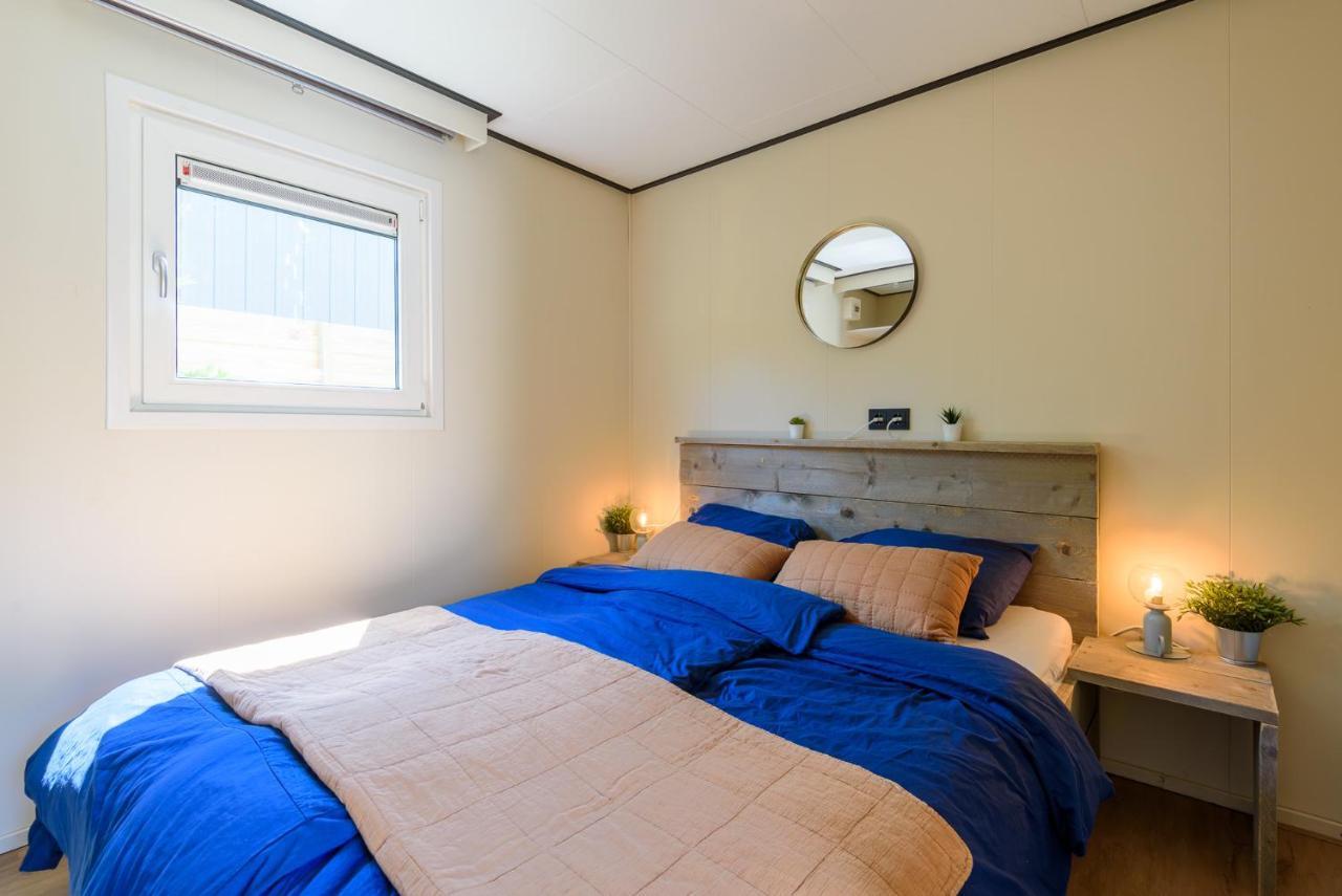 Gezellig Chalet Aan De Veluwse Bosrand Putten Esterno foto